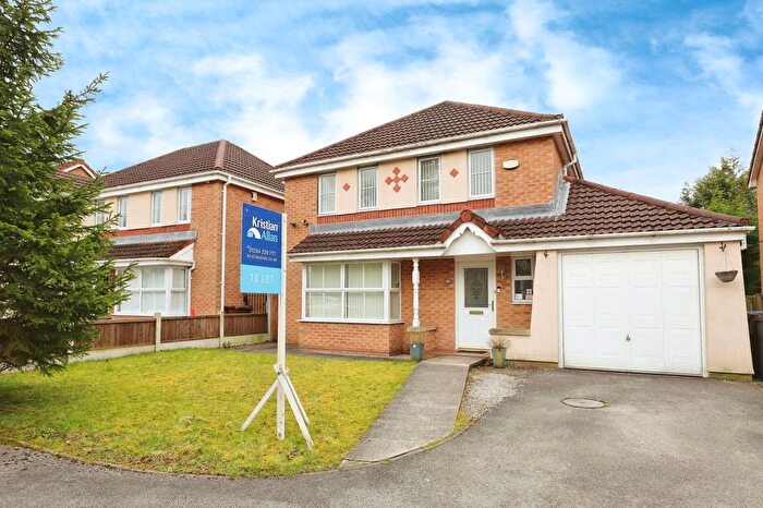 4 Bedroom Detached House To Rent In Greendale Drive, Radcliffe, Manchester, M26