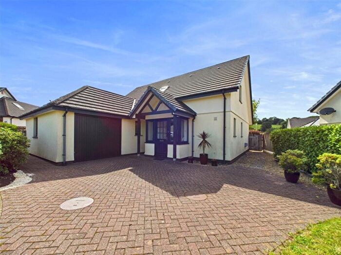 2 Bedroom Detached House For Sale In Curlew Close, Okehampton, Devon, EX20