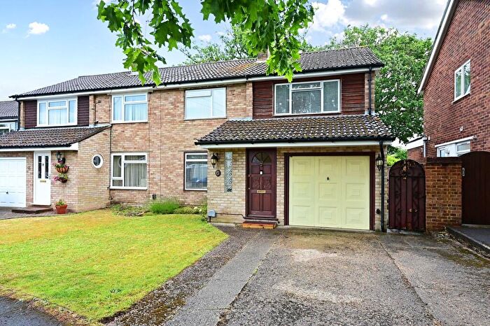 4 Bedroom Semi-Detached House For Sale In Ashley Drive, Blackwater, GU17