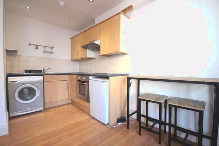 1 Bedroom Flat To Rent In Queens Road, Aberystwyth, SY23