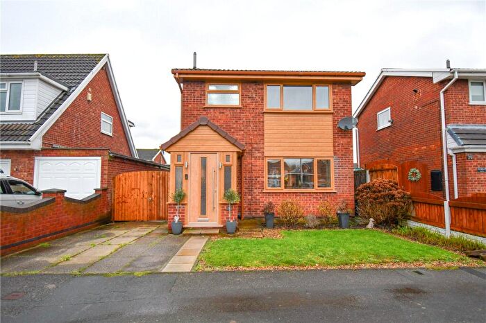 3 Bedroom Detached House For Sale In Poplar Grove, Elton, Chester, CH2