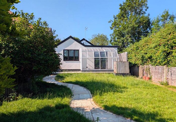 3 Bedroom Detached Bungalow For Sale In Tuffley Lane, Tuffley, Gloucester, GL4
