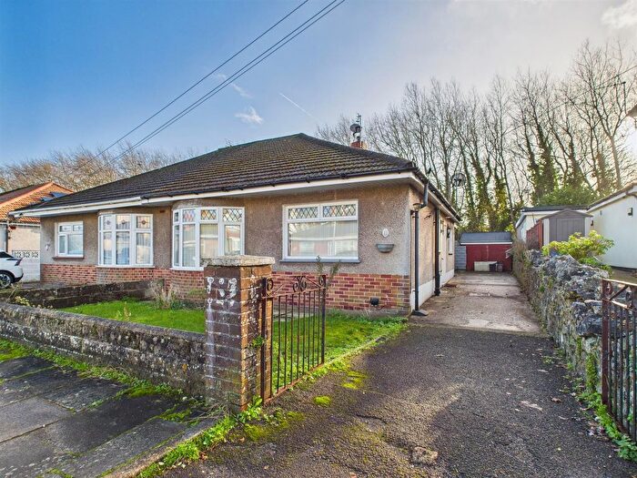 3 Bedroom Semi-Detached Bungalow For Sale In St. Johns Drive, Porthcawl, CF36