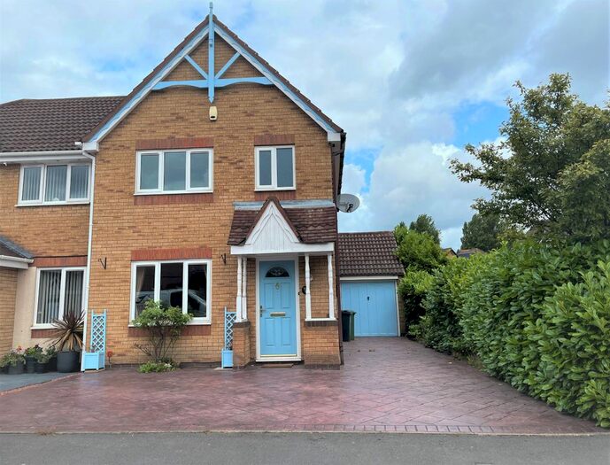 3 Bedroom Semi-Detached House To Rent In Lymington Road, Willenhall, WV13