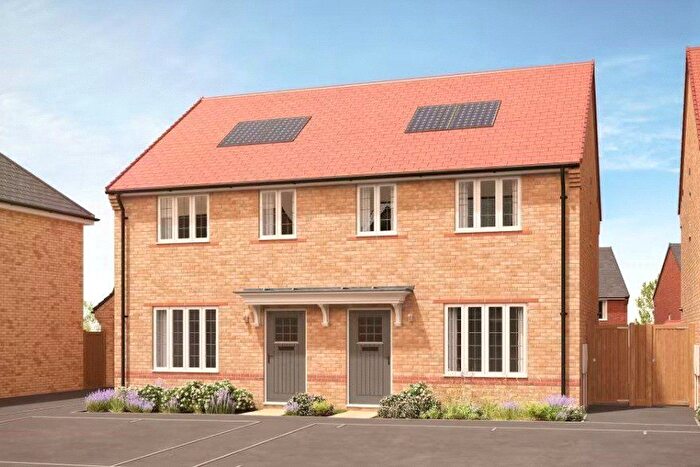 3 Bedroom Semi-Detached House For Sale In Winchester Road, Beggarwood, Basingstoke, RG23