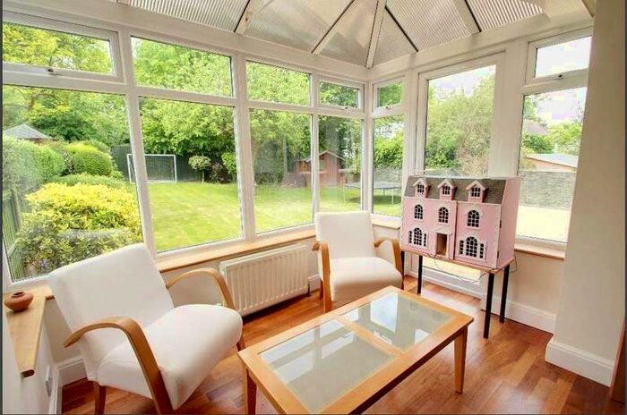 4 Bedroom Property To Rent In Whitethorn Gardens, Enfield, Middlesex EN2