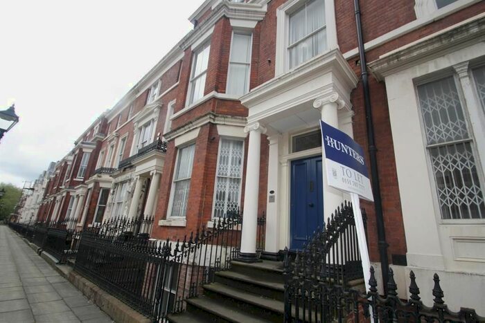 2 Bedroom Flat To Rent In Huskisson Street, Georgian Quarter, L8