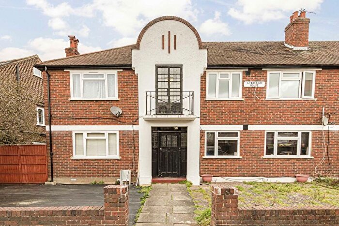 2 Bedroom Flat To Rent In West Barnes Lane, London, SW20