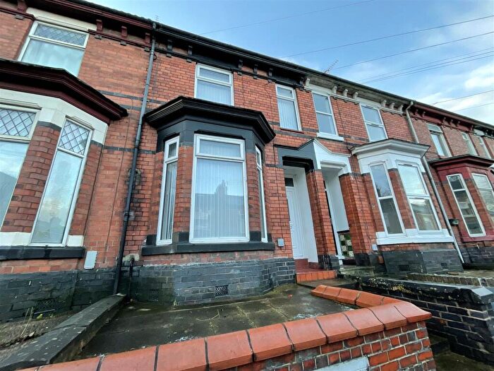3 Bedroom Terraced House To Rent In Alton Street, Crewe, CW2