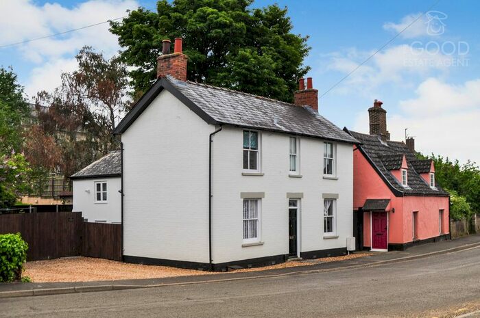 3 Bedroom Detached House To Rent In High Street, Burwell, CB25