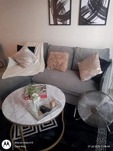 1 Bedroom Flat To Rent In North Street, Leeds, LS2