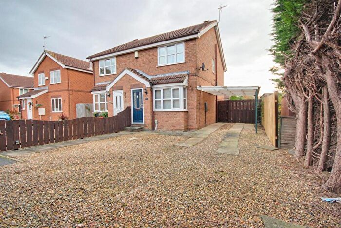 2 Bedroom House To Rent In Bramble Garth, Beverley, HU17