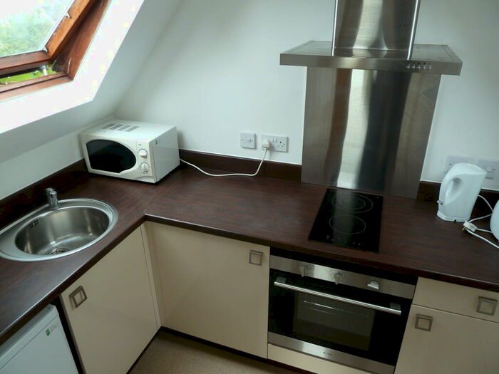 Studio To Rent In Room At Lipson, PL4