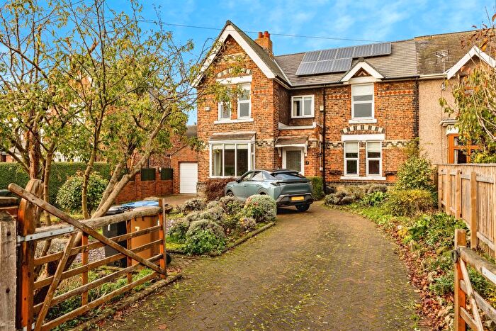 4 Bedroom Semi Detached House For Sale In Oakfield Road, Middlesbrough, TS3