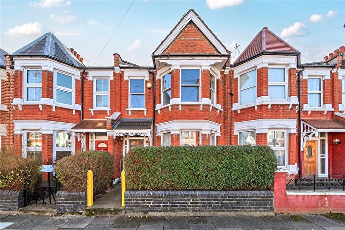 4 Bedroom Terraced House For Sale In Northcott Avenue, London, N22