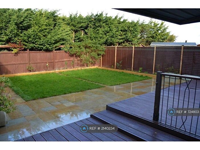 3 Bedroom Detached House To Rent In Bottesford Close, Milton Keynes, MK4