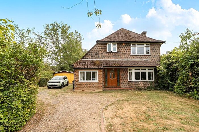 4 Bedroom Detached House For Sale In Rook Lane, Chaldon, CR3