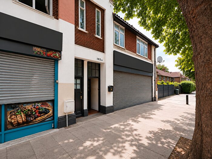 2 Bedroom Flat To Rent In London Road, Isleworth, TW7