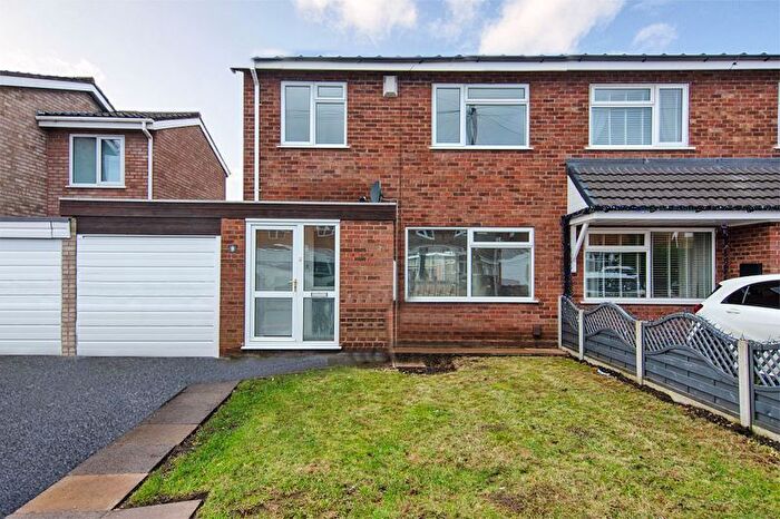 3 Bedroom Semi Detached House To Rent In Fairfield Drive, Walsall, WS3