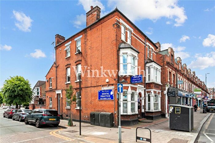 1 Bedroom Apartment For Sale In West Green Road, London, N15