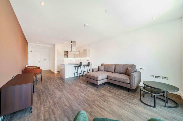1 Bedroom Apartment To Rent In Dawes Street, London, SE17