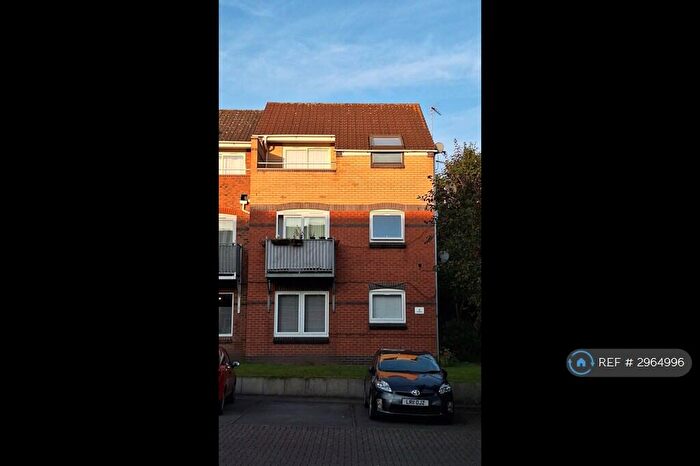 1 Bedroom Flat To Rent In Dunkirk, Nottingham, NG7