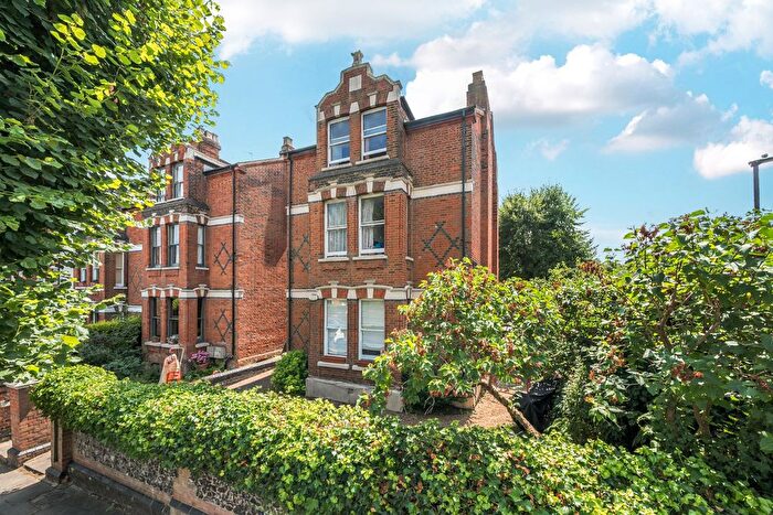 Studio For Sale In Crouch Hall Road, Crouch End, London, N8