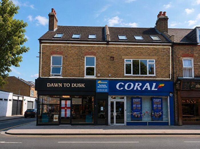 Office To Rent In Station Road, Chingford, E4