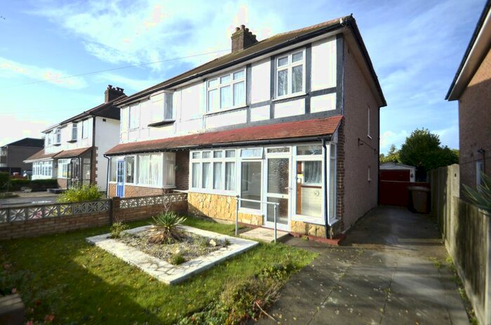 3 Bedroom Semi-Detached House To Rent In Kenilworth Road, Ashford, TW15