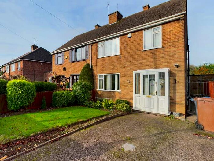 3 Bedroom Semi-Detached House For Sale In Brookside Burbage, LE10