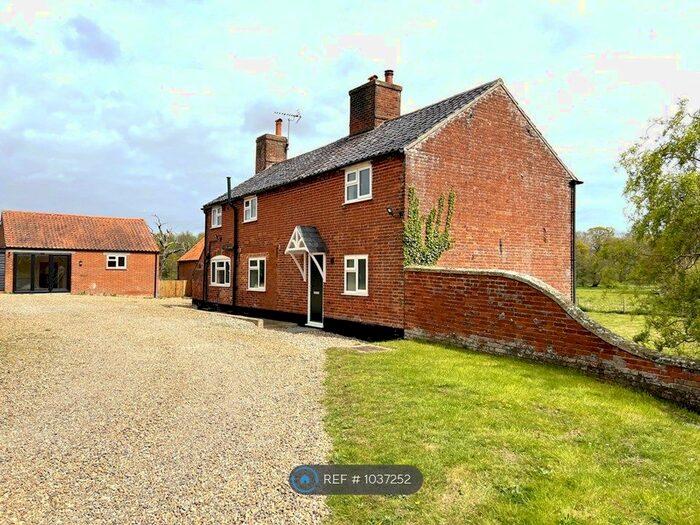 6 Bedroom Detached House To Rent In London Road, Frostenden, Beccles, NR34