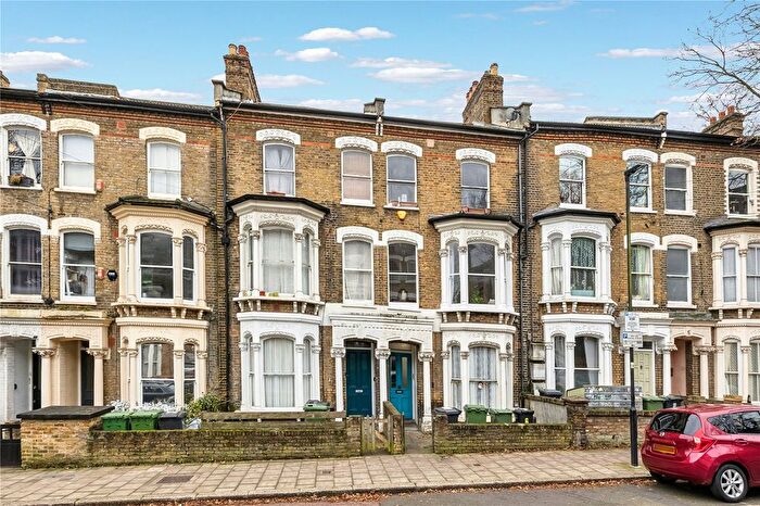 1 Bedroom Flat For Sale In Kellett Road, London, SW2