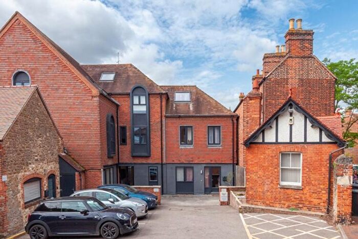 1 Bedroom Apartment To Rent In Old Station Yard, Abingdon, OX14