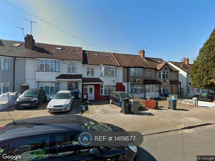 6 Bedroom Terraced House To Rent In Randall Avenue, London, NW2