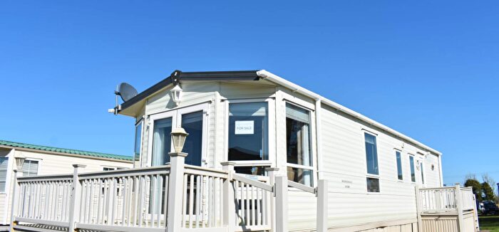 2 Bedroom Mobile/park Home For Sale In East End Road, Bradwell-On-Sea, Southminster, CM0