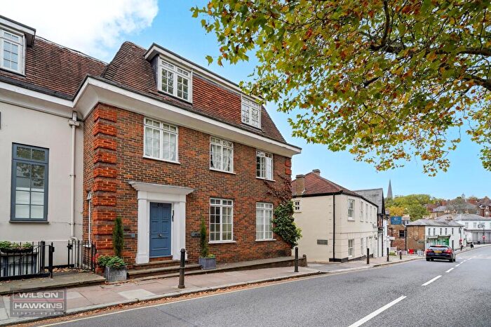 2 Bedroom Flat To Rent In High Street, HA1