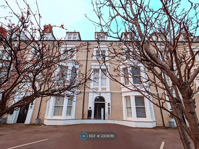 2 Bedroom Flat To Rent In Augusta St, Llandudno, LL30