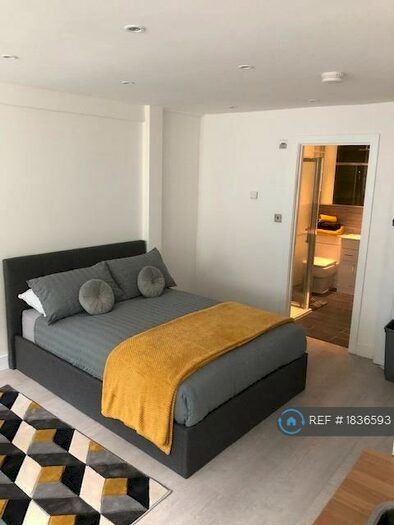 Studio To Rent In A The Old High Street, Folkestone, CT20