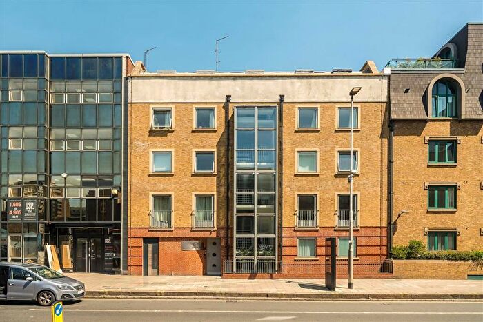 2 Bedroom Flat To Rent In Westminster Bridge Road, Waterloo, SE1