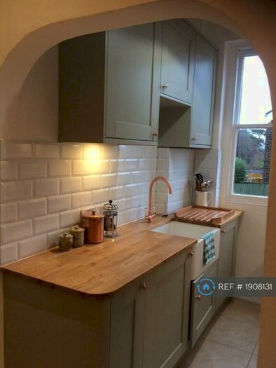 1 Bedroom Flat To Rent In Warminster Road, London, SE25