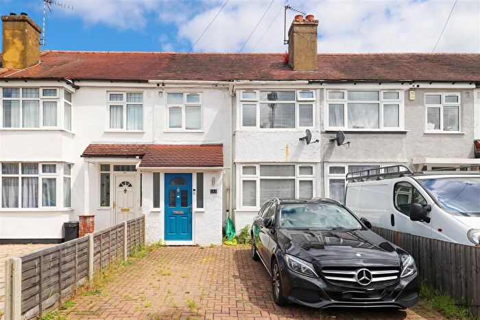 3 Bedroom Terraced House For Sale In Grosvenor Crescent, Hillingdon, UB10