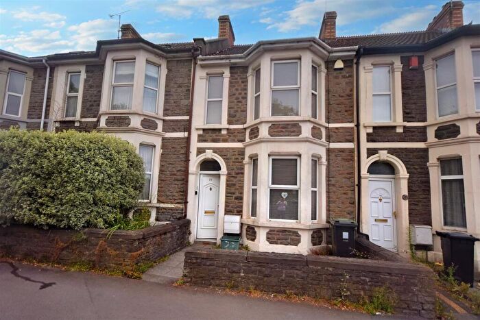 2 Bedroom Terraced House To Rent In Soundwell Road, Staple Hill, BS16
