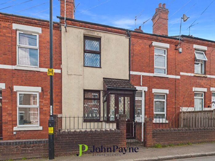 3 Bedroom Terraced House For Sale In Broomfield Road, Coventry, West Midlands, CV5