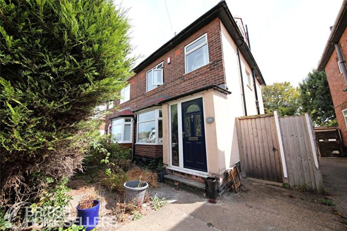 3 Bedroom Semi-Detached House For Sale In Leyton Crescent, Beeston, Nottingham, Nottinghamshire, NG9