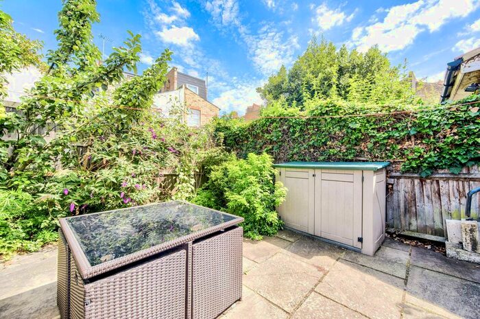 2 Bedroom Maisonette To Rent In Firth Gardens, Fulham, London, SW6