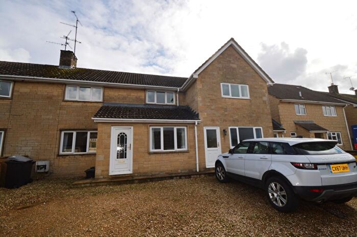 6 Bedroom Terraced House To Rent In Queen Elizabeth Road, Cirencester, Gloucestershire, GL7