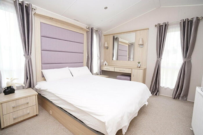 2 Bedroom Caravan For Sale In Pegwell Bay Holiday Park, CT11