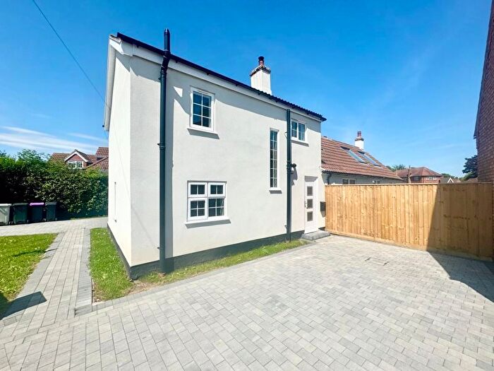 4 Bedroom Detached House For Sale In Ludborough Road, North Thoresby, Grimsby, DN36