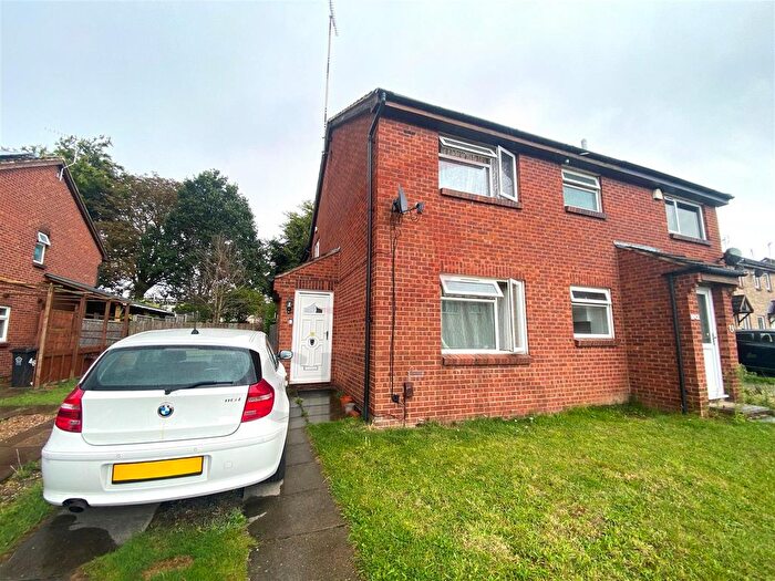 1 Bedroom Town House To Rent In Marsh Close, Leicester, LE4