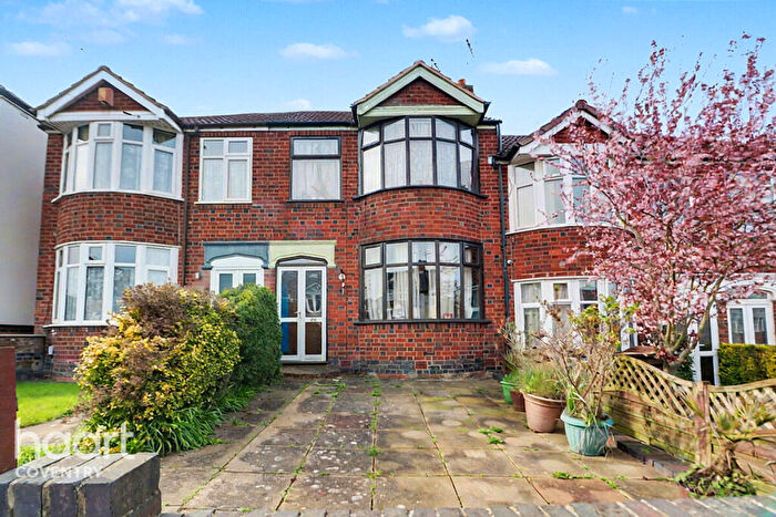 3 Bedroom Terraced House For Sale In Grayswood Avenue, Coventry, CV5